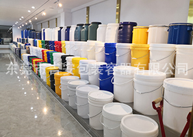 www.se三级片吉安容器一楼涂料桶、机油桶展区